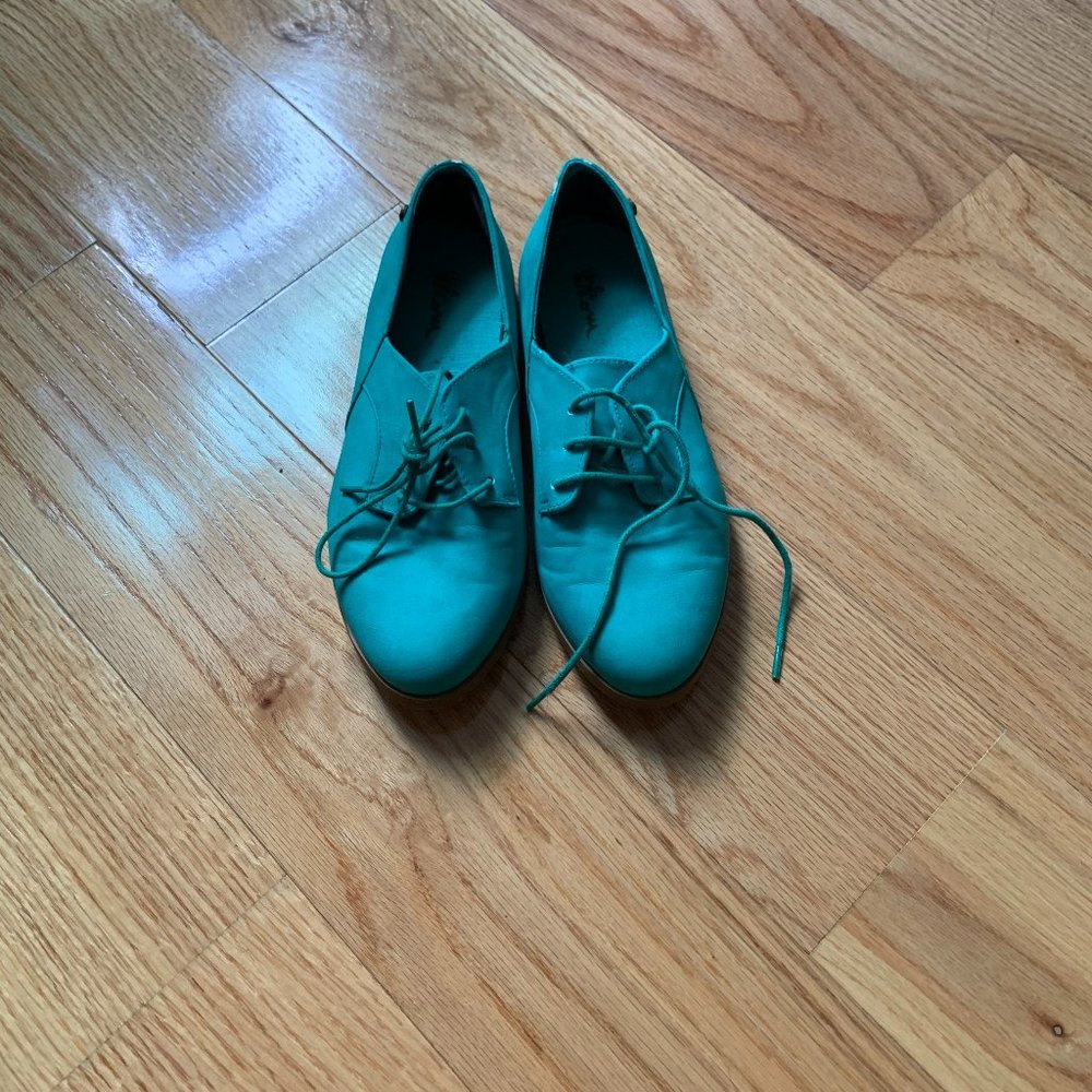 Teal Volcom (size 6) loafers